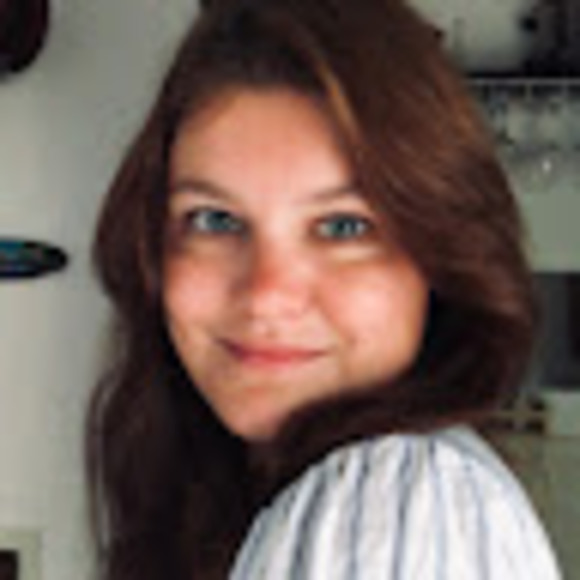 Meet your Posher, Michaela - Picture 1 of 1